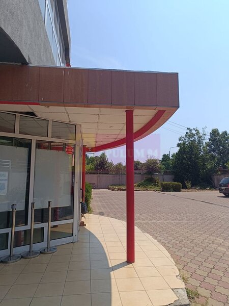 Spatiu SHOWROOM | DEPOZIT 1900 mp | Splaiul Unirii